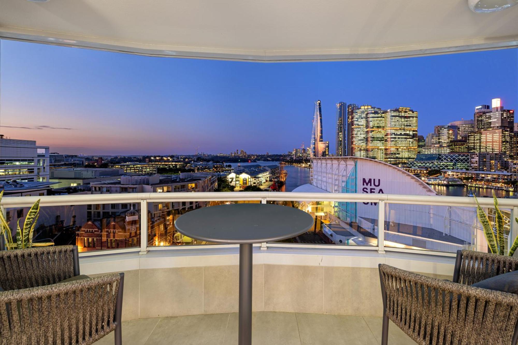 3 Bedroom Darling Harbour Apartment Сидней Экстерьер фото
